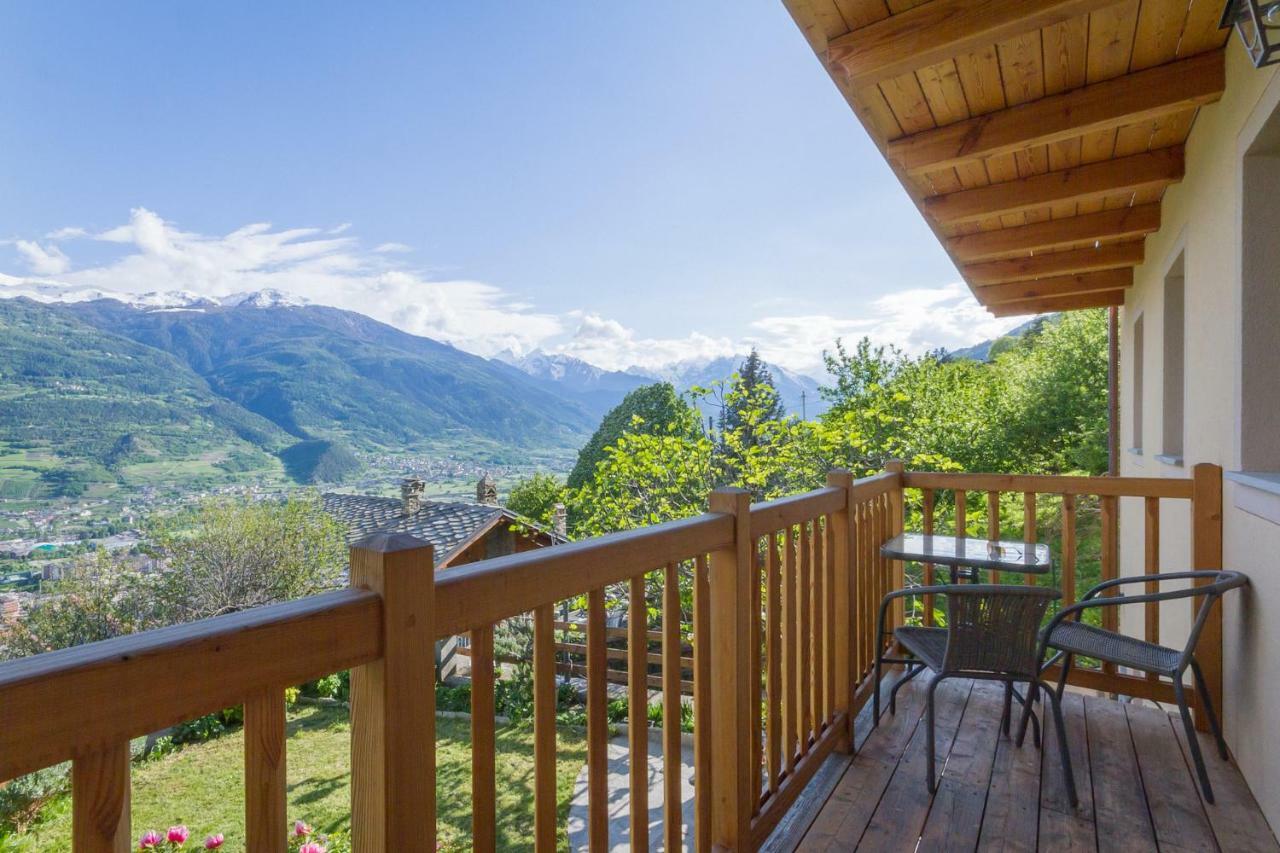 La Casa Di Alfredo E Virginia Apartment Aosta Exterior foto