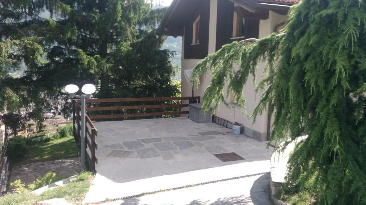 La Casa Di Alfredo E Virginia Apartment Aosta Exterior foto